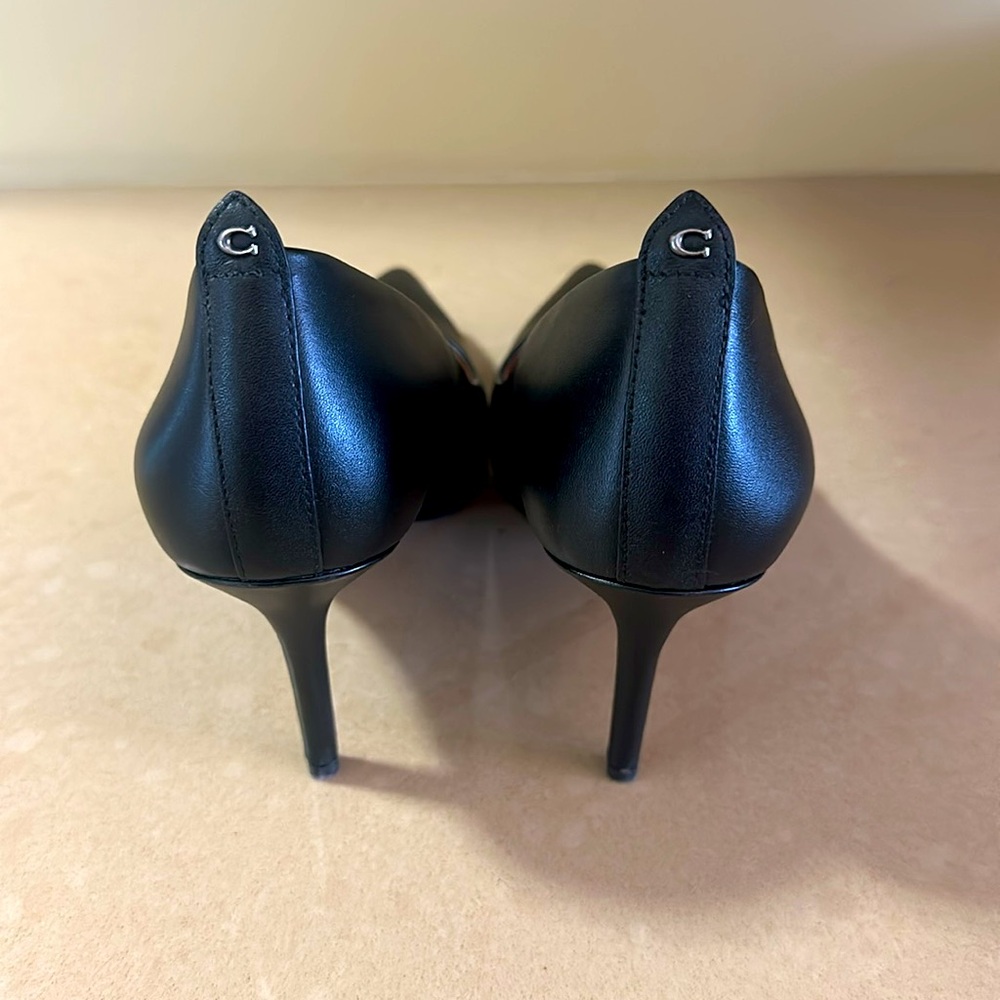 Coach Pumps - Picture 2 of 5